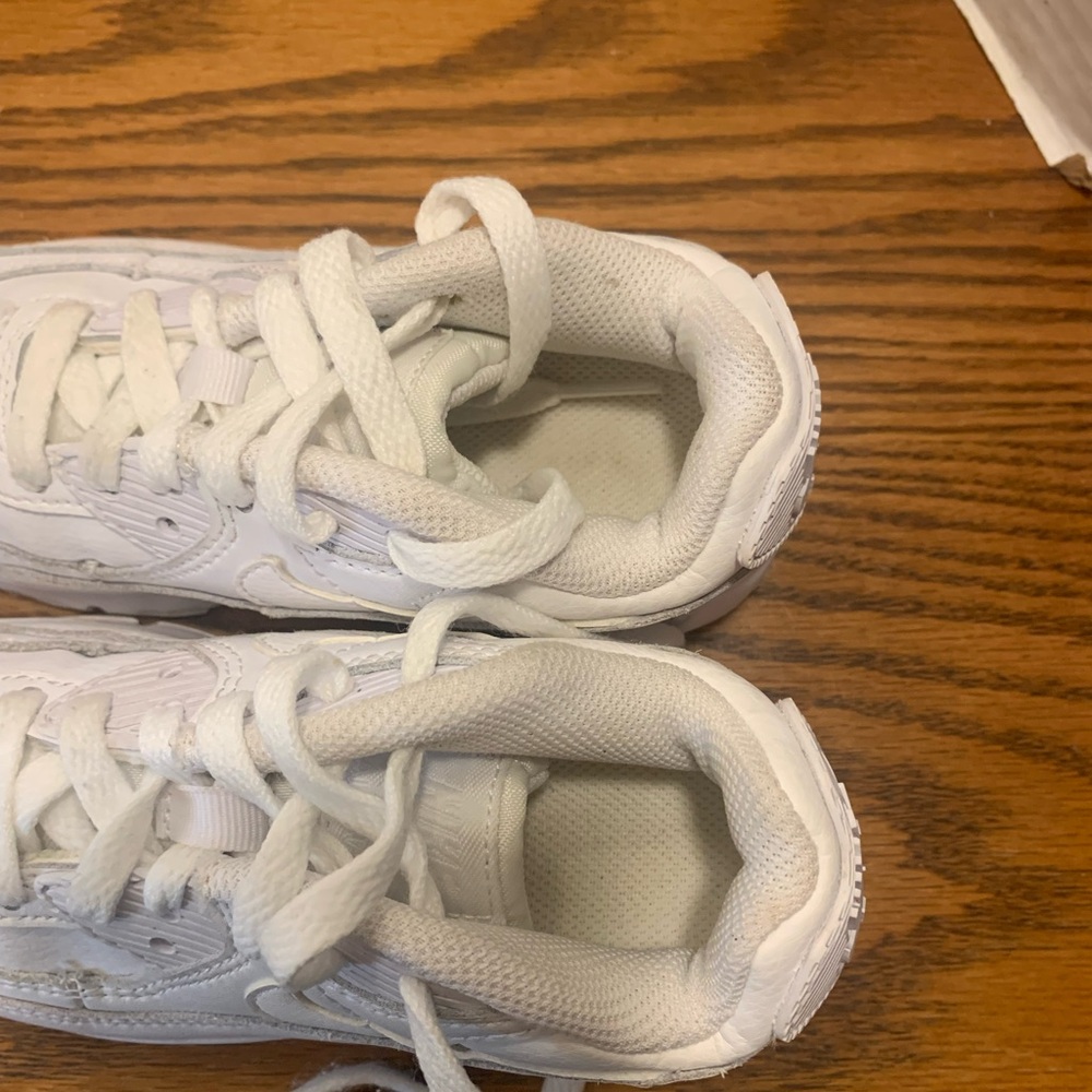 Nike Kids size 12C Air Max White Sneakers Classic Cool hip hop Fun Unsex Casual - Picture 8 of 9